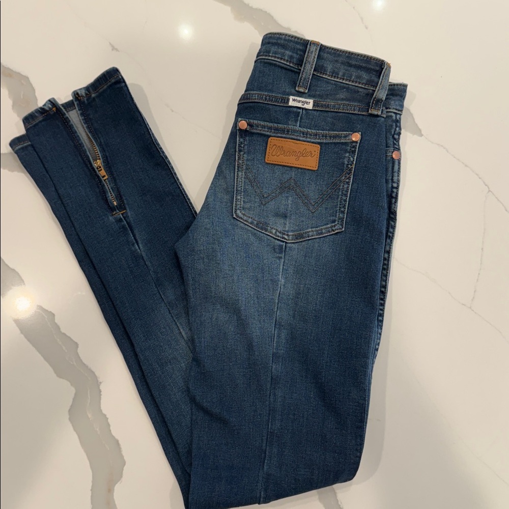 Wrangler Spat Low Rise Jean Dark Blue Skinny Jeans with Zipper Accents - Picture 6 of 11